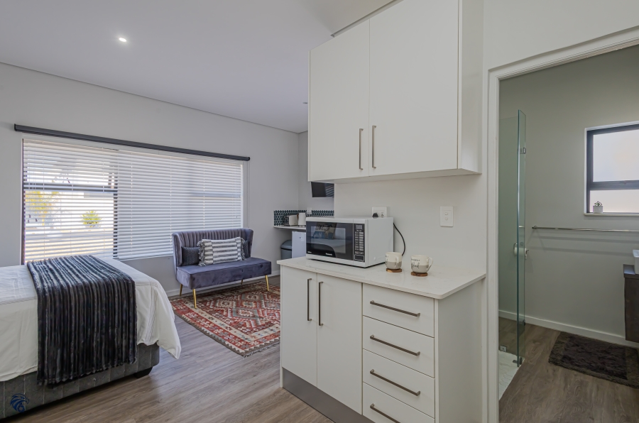4 Bedroom Property for Sale in Myburgh Park Western Cape